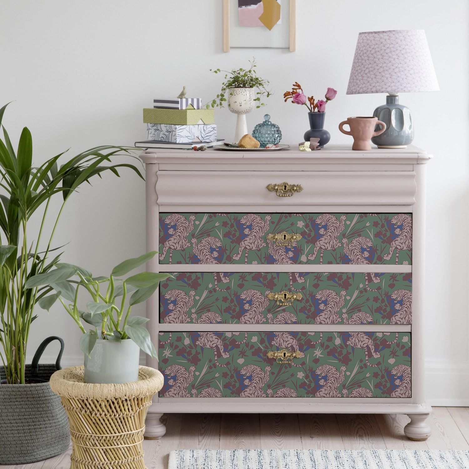 Woodland Tiger Peel and Stick  - Baby Nursery Peel And Stick Wallpaper ulasan dan harga