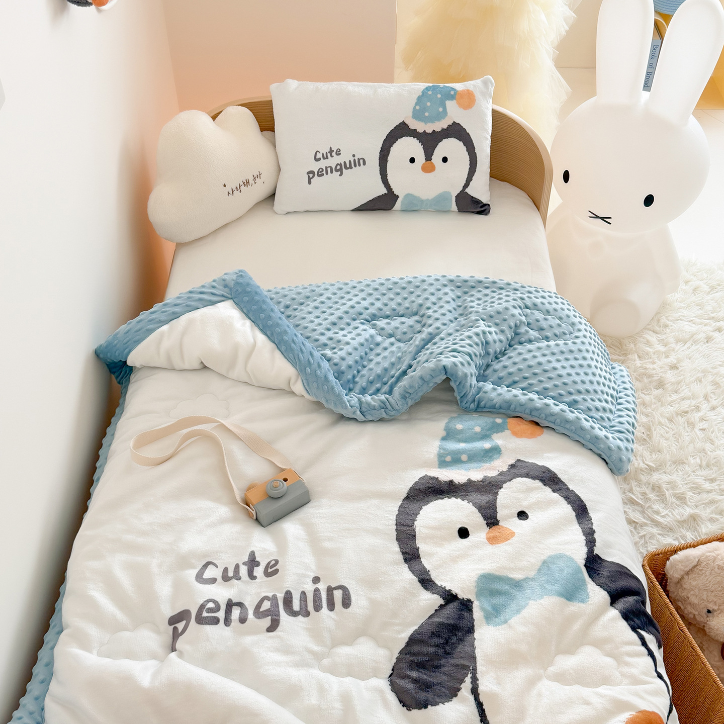 Cozy Panda Milk Velvet Comfort - Baby Nursery Quilts ulasan dan harga
